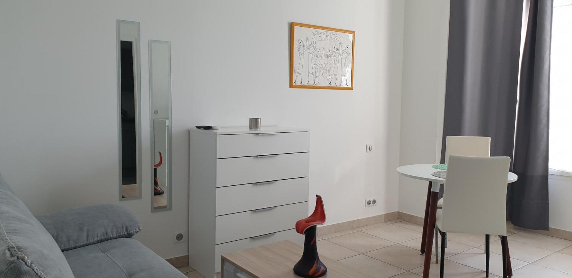 Appt T2 Meuble-juan Les Pins-logt 10 Appartement *